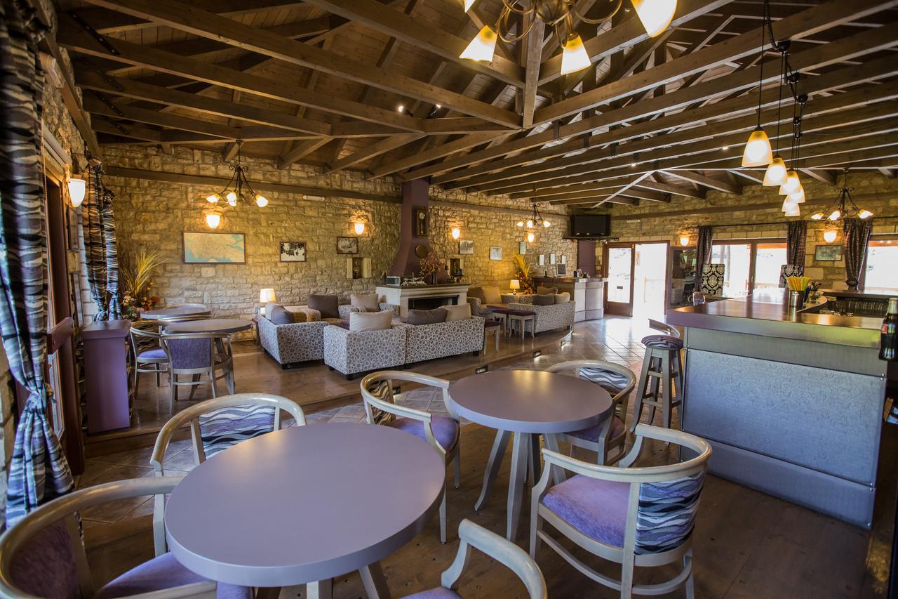 Village Inn Ano Khora Exteriör bild